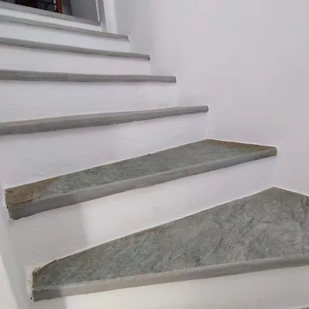Tinos Hospitality Tatil Evi Tzados